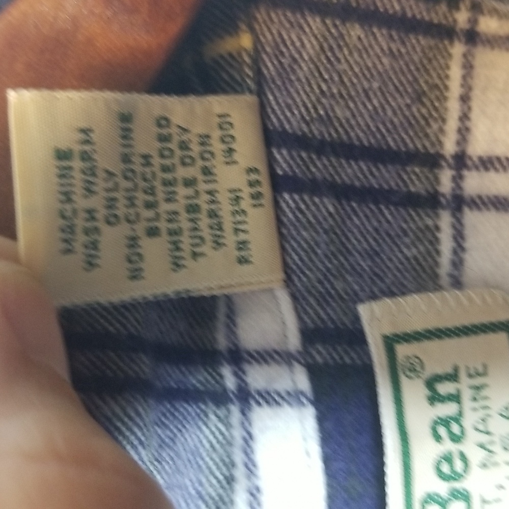 L.L.Bean 90s Button Down Plaid/Flannel Long Sleeve Shirt, Size Large - Picture 9 of 9